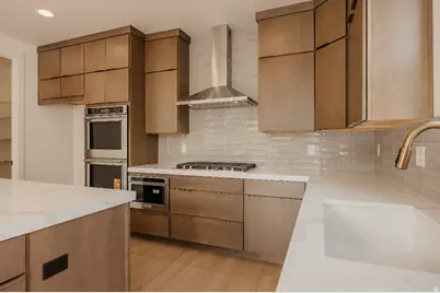 5894 N Canyon Rim Rd #621, Lehi, UT 84048 - Photo 6