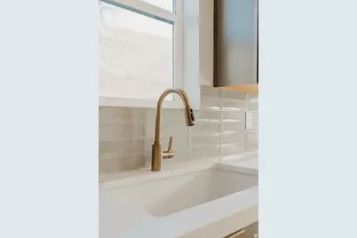 5894 N Canyon Rim Rd #621, Lehi, UT 84048 - Photo 8