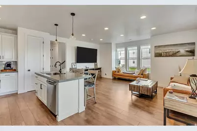 11207 S Kestrel Rise Rd, South Jordan, UT 84009 - Photo 4