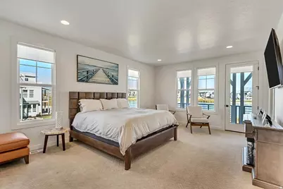 11207 S Kestrel Rise Rd, South Jordan, UT 84009 - Photo 10