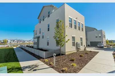 11207 S Kestrel Rise Rd, South Jordan, UT 84009 - Photo 36