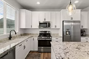 3329 S Claire Ave W, Syracuse, UT 84075 - Photo 12