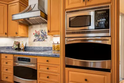 2115 E Connor Park Cv, Salt Lake City, UT 84109 - Photo 10