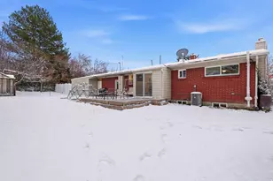 1055 E 200 N, Springville, UT 84663 - Photo 28