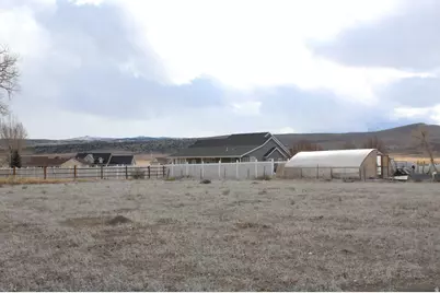 400 S 425 W #15, Loa, UT 84747 - Photo 4