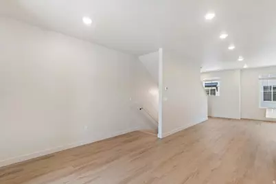 1172 N Meridian Ln #127, North Salt Lake, UT 84054 - Photo 2