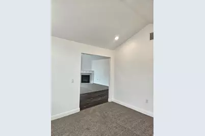 832 N 250 E St E #C, Tooele, UT 84074 - Photo 8