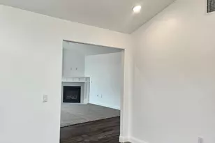 832 N 250 E St E, Tooele, UT 84074 - Photo 8