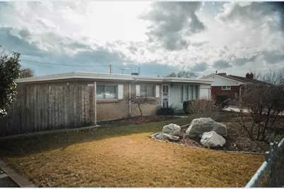 380 E 400 N, Centerville, UT 84014 - Photo 2