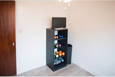 380 E 400 N, Centerville, UT 84014 - Photo 36