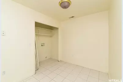 1130 N 200 W, Bountiful, UT 84010 - Photo 10