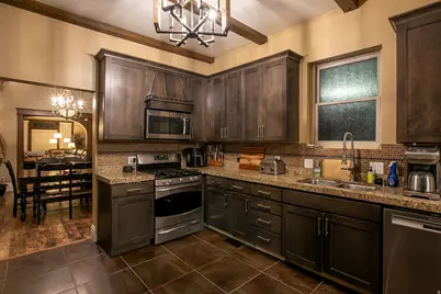 121 T St, Salt Lake City, UT 84103 - Photo 8