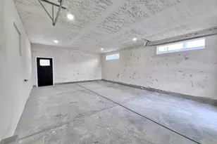 4555 S Nob Hill St W, West Valley, UT 84120 - Photo 28