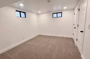 4555 S Nob Hill St W, West Valley, UT 84120 - Photo 26