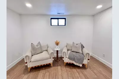 4555 S Nob Hill St W, West Valley, UT 84120 - Photo 16