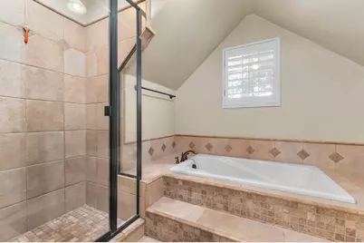 168 E 2100 S, Orem, UT 84058 - Photo 32