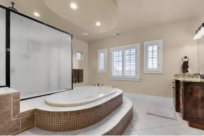 168 E 2100 S, Orem, UT 84058 - Photo 32