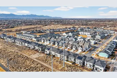 1029 W Coyote Gulch Way, Bluffdale, UT 84065 - Photo 32