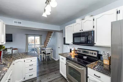 686 W 1870 N #12, Orem, UT 84057 - Photo 6