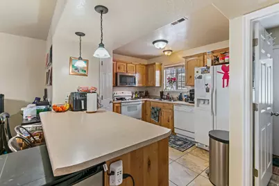 988 S 1760 W, Springville, UT 84663 - Photo 4