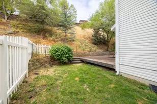 74 Canterbury Cir, Logan, UT 84321 - Photo 32