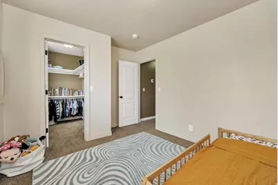 74 Canterbury Cir, Logan, UT 84321 - Photo 14