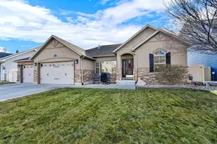 11173 S Hampton Way W, South Jordan, UT 84009 - Photo 2
