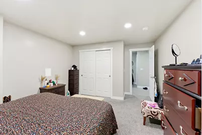 8163 S Oakridge Park Dr, West Jordan, UT 84081 - Photo 26