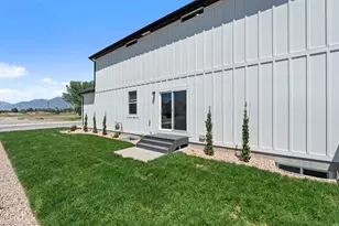 1902 E Albion Dr, Salem, UT 84653 - Photo 4