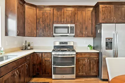 7058 N Mountain Field Dr, Eagle Mountain, UT 84005 - Photo 12