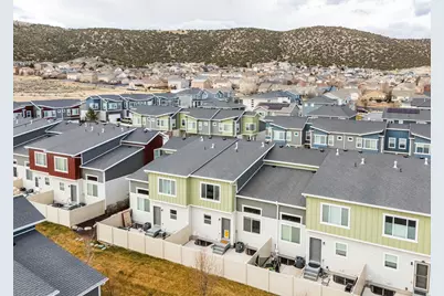 7058 N Mountain Field Dr, Eagle Mountain, UT 84005 - Photo 38