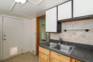 7015 W 3500 S, West Valley, UT 84128 - Photo 22