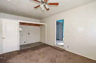 7015 W 3500 S, West Valley, UT 84128 - Photo 32