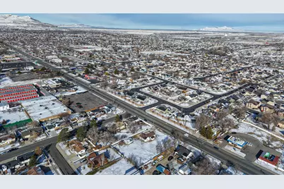 7015 W 3500 S, West Valley, UT 84128 - Photo 42