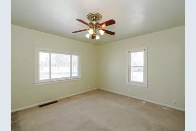 7015 W 3500 S, West Valley, UT 84128 - Photo 14