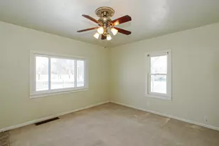 7015 W 3500 S, West Valley, UT 84128 - Photo 14