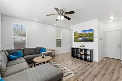 7097 W Cottage Dr, West Jordan, UT 84081 - Photo 8