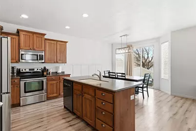 7097 W Cottage Dr, West Jordan, UT 84081 - Photo 12