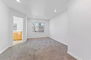 2803 E Evergreen Ave S, Millcreek, UT 84109 - Photo 14