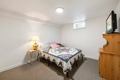 2052 E Ashton Cir S, Salt Lake City, UT 84109 - Photo 30