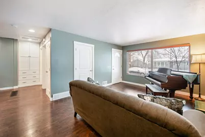 2052 E Ashton Cir S, Salt Lake City, UT 84109 - Photo 4