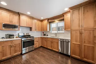 2052 E Ashton Cir S, Salt Lake City, UT 84109 - Photo 6