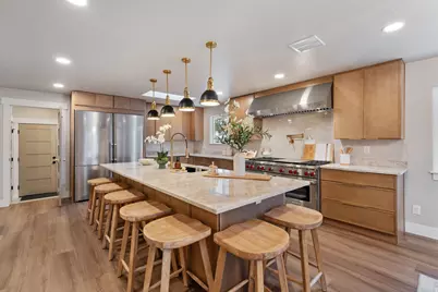 11446 S Mountain Ridge Cir, Sandy, UT 84092 - Photo 16