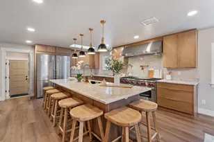 11446 S Mountain Ridge Circle, Sandy, UT 84092 - Photo 16