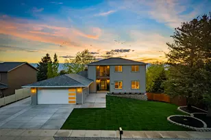 11446 S Mountain Ridge Circle, Sandy, UT 84092 - Photo 2