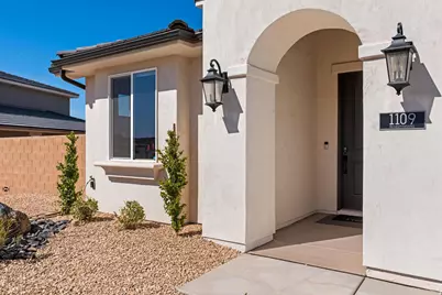 1109 N Paseos St, Washington, UT 84780 - Photo 2