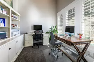 977 S Parkway E, North Salt Lake, UT 84054 - Photo 4