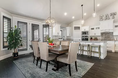 977 S Parkway E, North Salt Lake, UT 84054 - Photo 12