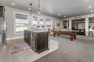 977 S Parkway E, North Salt Lake, UT 84054 - Photo 32