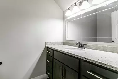 977 S Parkway E, North Salt Lake, UT 84054 - Photo 28